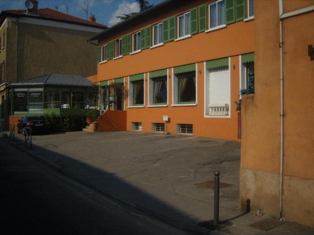Francheville  Auberge De La Vallee מראה חיצוני תמונה